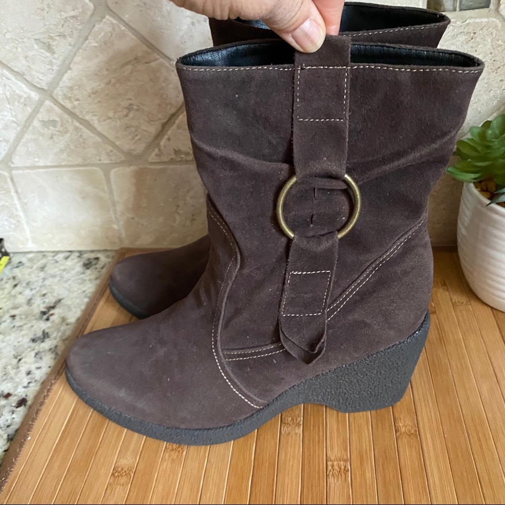 ENIGMA BROWN ANKLE BOOTS WEDGE HEEL - Picture 4 of 11